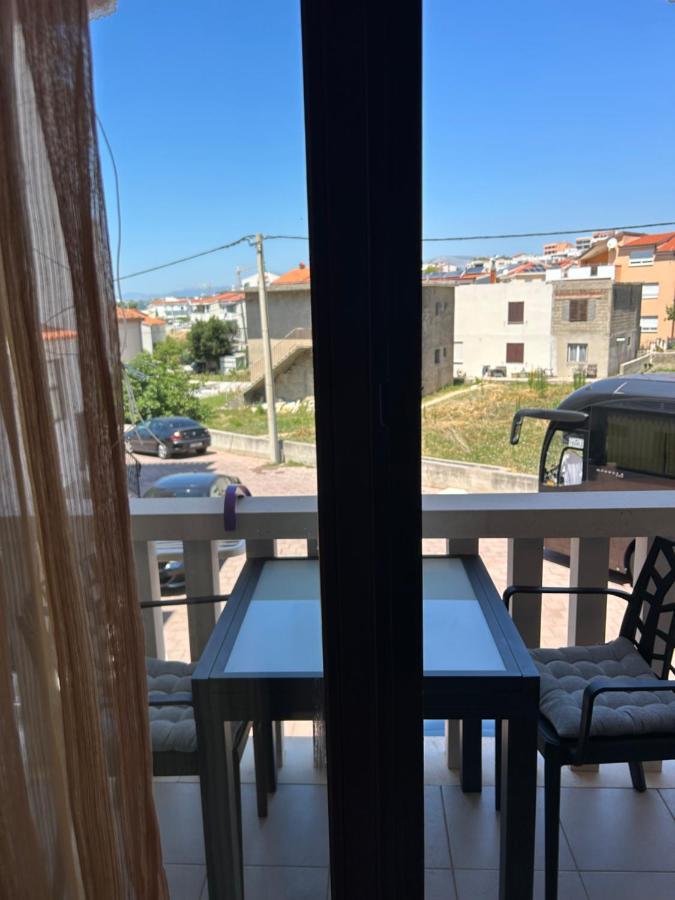 Apartmani Baki Подстрана Екстериор снимка