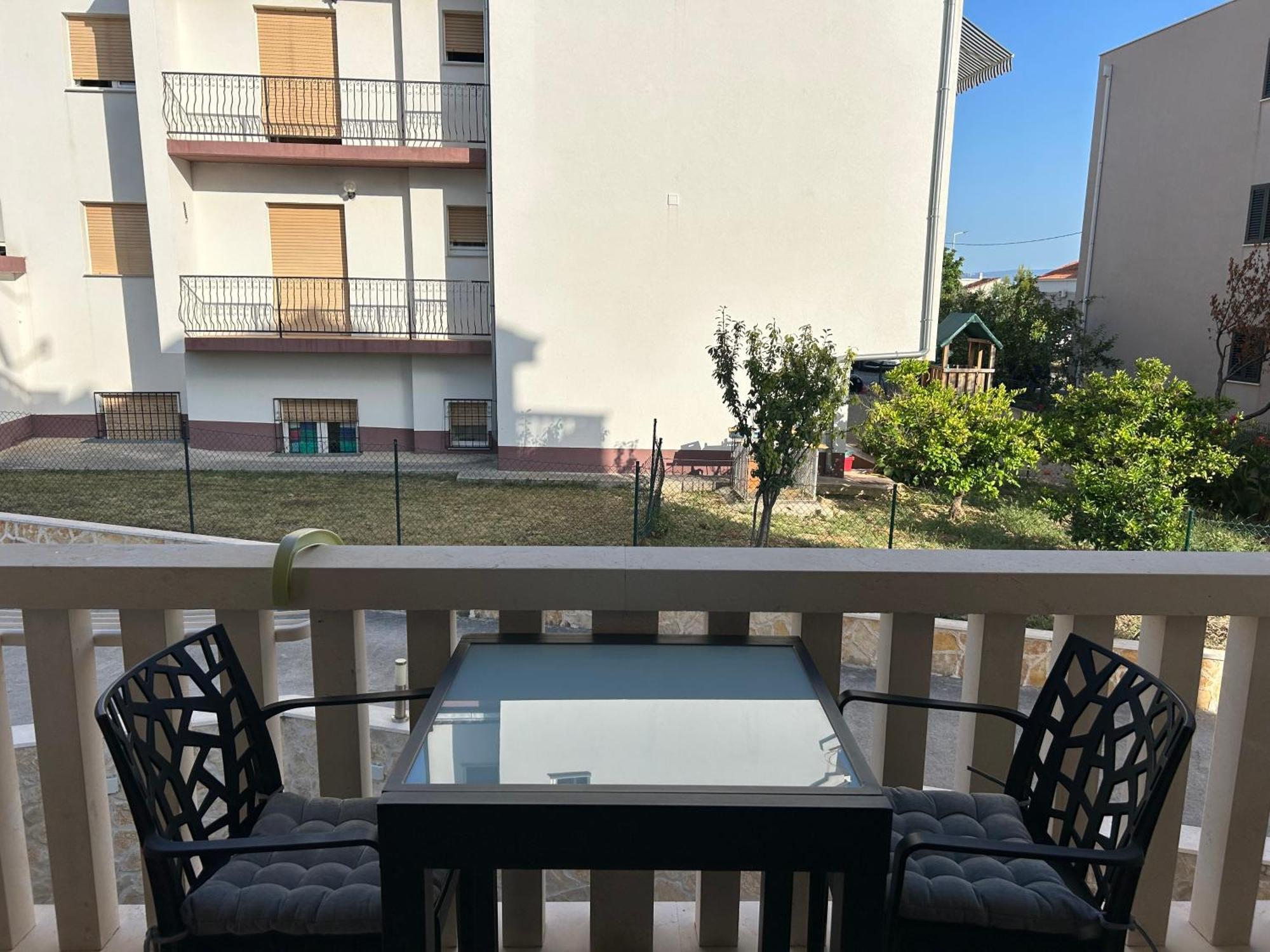 Apartmani Baki Подстрана Екстериор снимка